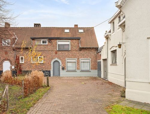                                         Maison à vendre à Roeselare, € 339.000
