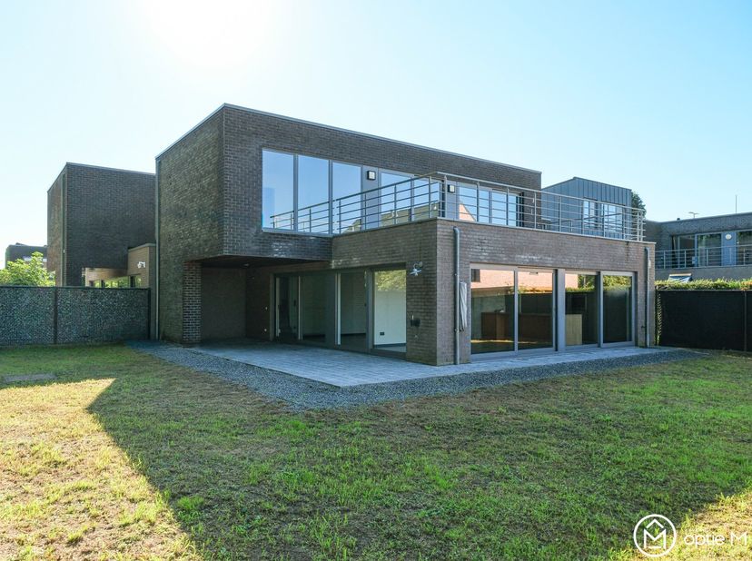 Huis te koop in Herebaan oost 157 bus 4,
                    3530 Houthalen