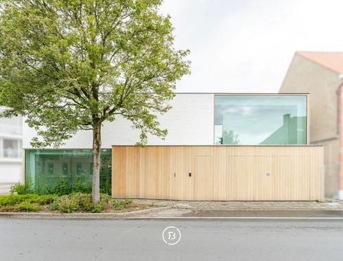                                         Maison à vendre à Assebroek, € 985.000
