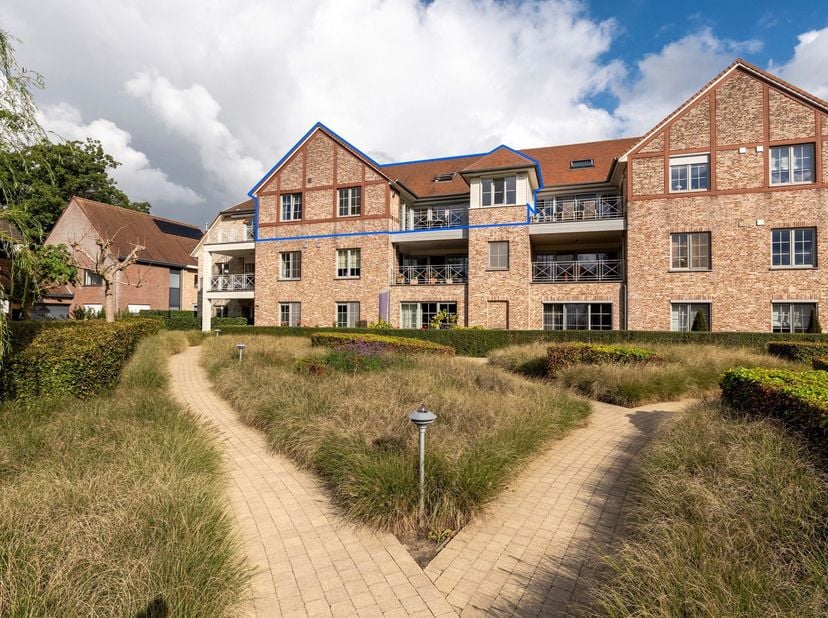 Appartement te koop in Leemakker 8 bus 6,
                    2320 Hoogstraten