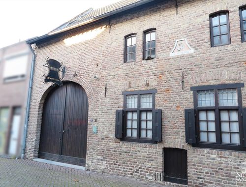                                         Hoeve te koop in Maaseik, € 445.000
