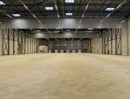                                         Bâtiment d’entreprise à louer à Nivelles, € 85.309
