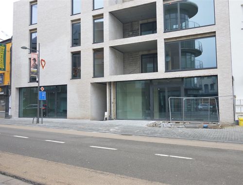                                         Commercieel Gebouw te koop in Mol, € 295.393
