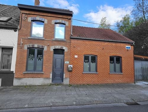                                         Maison unifamiliale à vendre à Wasmes, € 200.000
