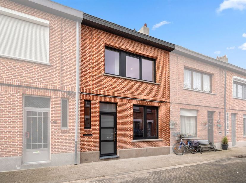 Lors de la rénovation de cette maison, tout a été mis en oeuvre pour garantir un résultat de qualité et économe en énergie. Le score EPC de 72 kWh/m²/