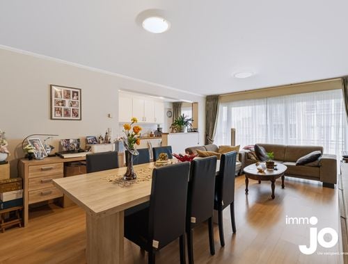                                         Appartement te koop in Mariakerke, € 259.000
