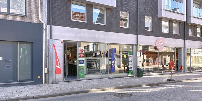 Bedrijfsvastgoed te koop in Kapellestraat 37, 2630 Aartselaar