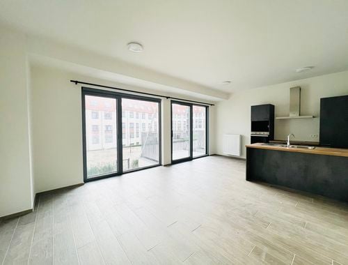                                         Appartement à louer à Woluwe-Saint-Lambert, € 1.450
