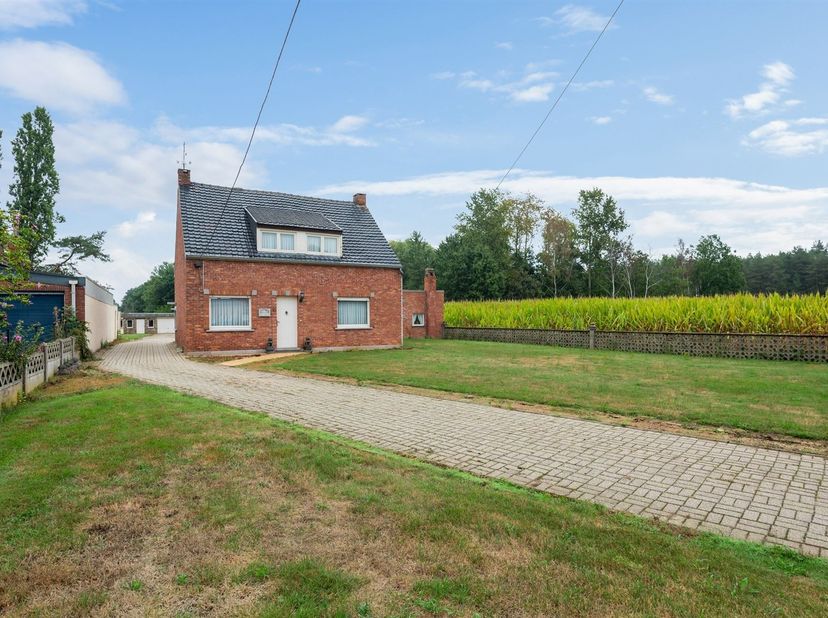 Huis te koop in Dellenweg  10,
                    2230 Herselt