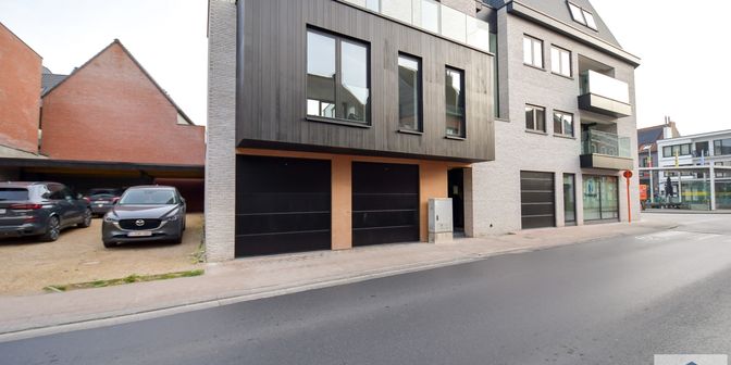 Garage à louer à Bruggestraat 1, 8730 Oedelem