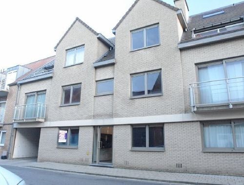                                        Penthouse à louer à Waregem, € 650
