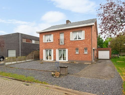                                         Eengezinswoning te koop in Beerse, € 389.000
