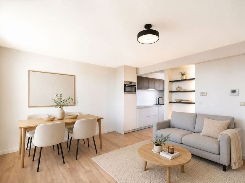 Gerenoveerd (2024) duplex-appartement met 2 slaapkamers te koop in hartje Koksijde-Bad. Dit pand is gelegen in de Hertstraat 7 en maakt deel uit van e