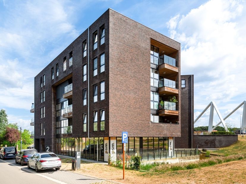Appartement 2 chambres économe en énergie avec terrasse<br />
<br />
Situation : Situé dans un endroit très calme et bien desservi, à proximité du c