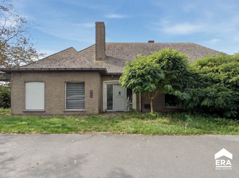 Huis te koop in Bruggesteenweg 30A,
                    8830 Gits