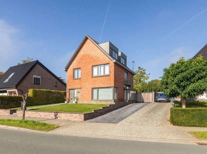 Huis te koop in Kattebrug 17,
                    9140 Temse