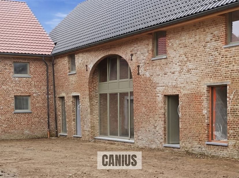 WONEN IN DE PAREL VAN HASPENGOUW<br />
Wonen in een unieke setting waar heden &amp; verleden elkaar ontmoeten!<br />
Overhof is een uitzonderlijk woonproj