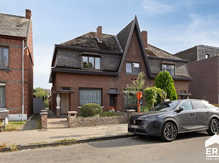 Huis te koop in Guido Gezellestraat 26,
                    2400 Mol