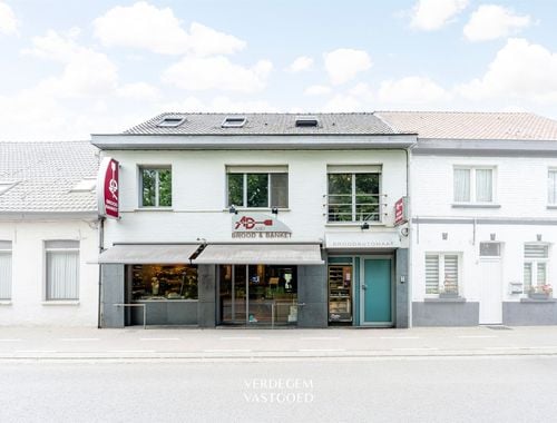                                         Bâtiment commercial à vendre à Evergem, € 449.000
