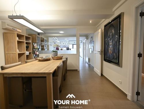                                         Bien commercial à vendre à Beveren-Leie, € 691.500
