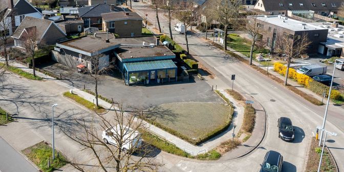 Bien professionnel à vendre à Jules van Praetstraat 75, 8000 Brugge