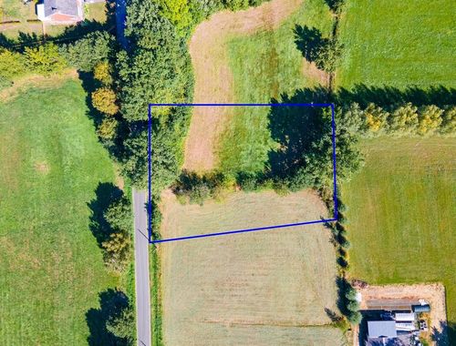                                         Landbouwgrond te koop in Beerzel, € 39.000
