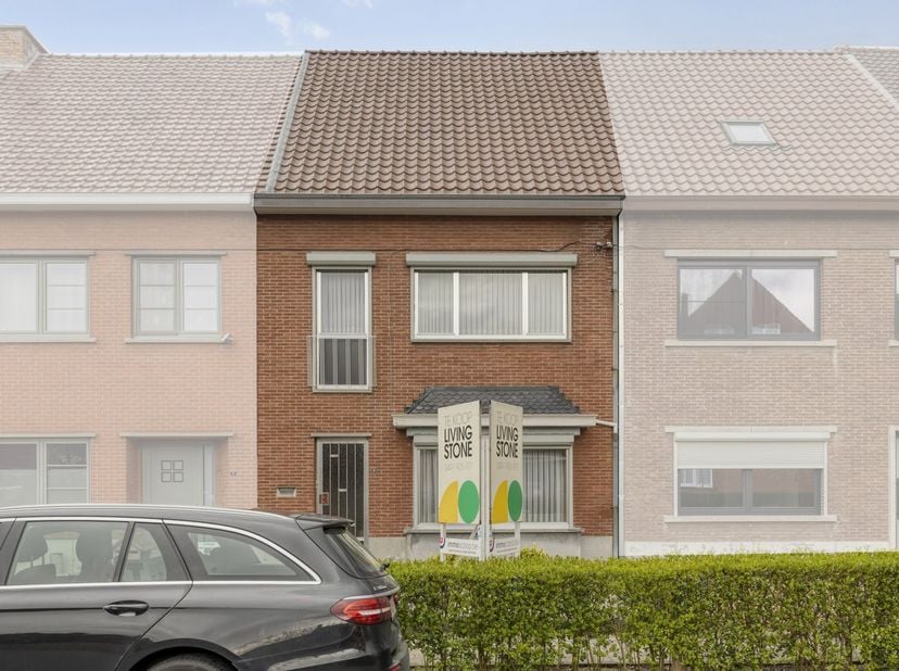 Cette maison avec 3 chambres à Hasselt propose une combinaison intéressante de situation, d’espace et de possibilités d’évolution. Située à proximité