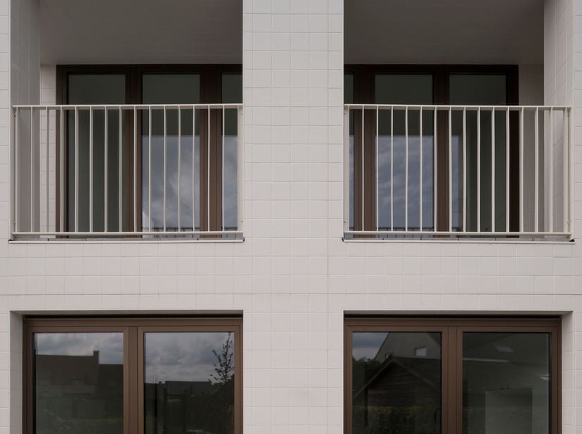 OPTIE:<br />
GENT (Stadscentrum): Gemengd gebouw met gelijkvloers + 2 verdiepingen (winkelruimte + 2 appartementen) (#1X+5_VETR_FOR1)<br />
<br />
• O