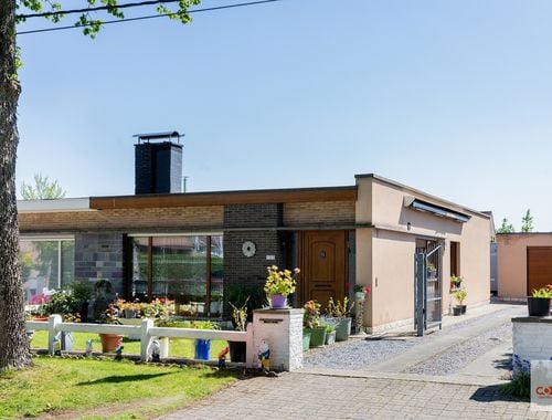                                         Maison à vendre à Drongen, € 345.000
