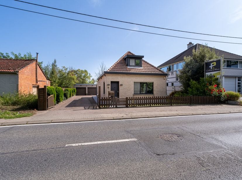 Huis te koop in Molenheidebaan 53,
                    3191 Hever
