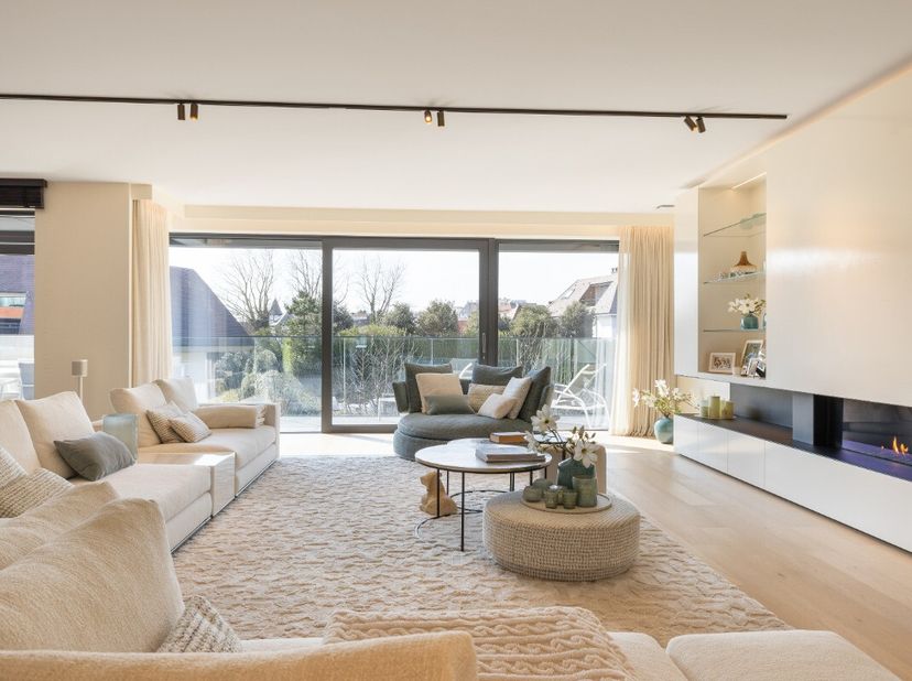 Knokke: Appartement de luxe exceptionnellement spacieux (302 m²) à vendre dans la résidence La Rive, emplacement de premier choix près de la plage Alb