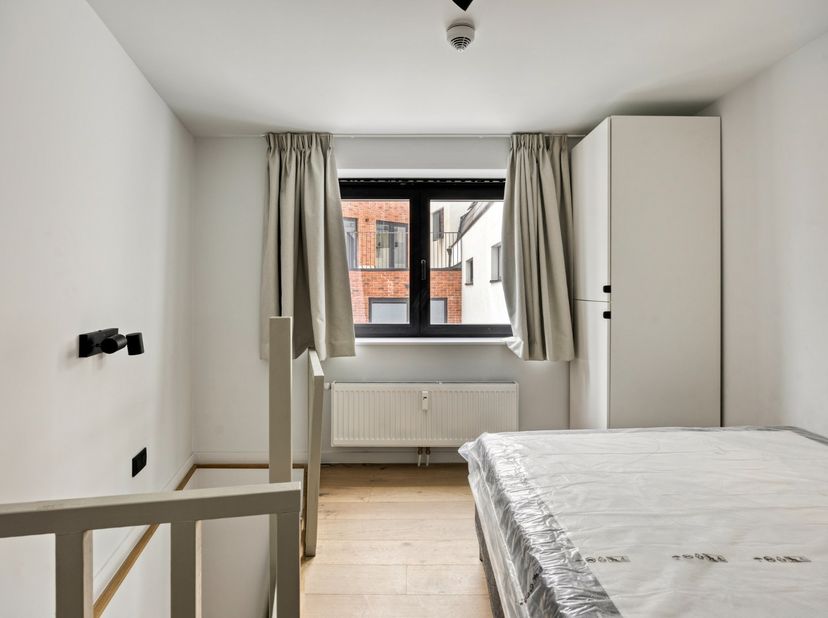 Deze prachtig gerenoveerde kamers bevinden zich op een rustige locatie vlakbij het centrum van Leuven. Het betreft een residentie met 35 units bestaan