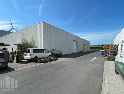                                         Bedrijfsgebouw te huur in Brugge, € 4.000
