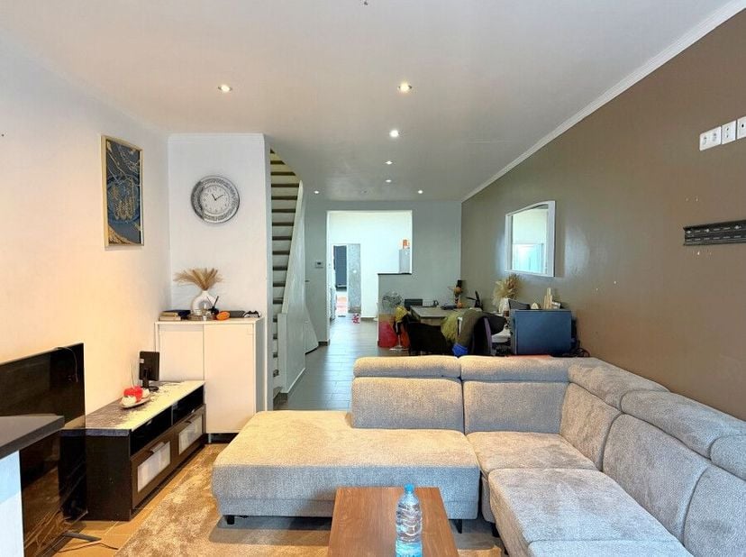 Huis te koop in Moeskroenstraat 26,
                    8930 Menen
