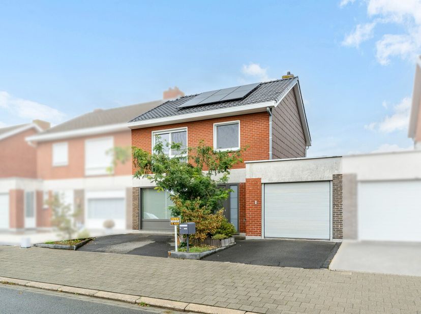 Huis te koop in Limnanderstraat 11,
                    8780 Oostrozebeke