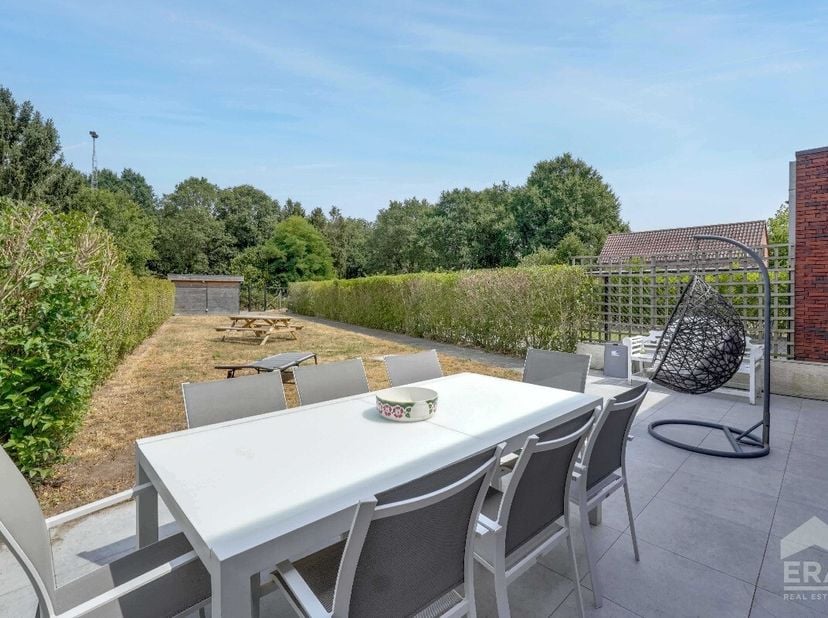Ruime én energiezuinige gezinswoning (2019) met mogelijkheid tot 4 slaapkamers, waar modern wooncomfort, een doordachte indeling en een rustige liggin