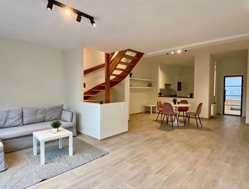                                         Maison à louer à Waregem, € 995
