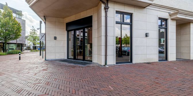 Bedrijfsvastgoed te huur in Rondplein 14 bus 2, 2400 Mol
