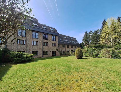                                         Appartement à louer à Woluwe-Saint-Pierre, € 2.650
