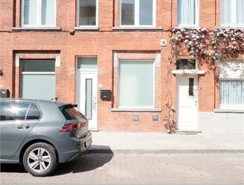                                        Woning te huur in Izegem, € 1.050
