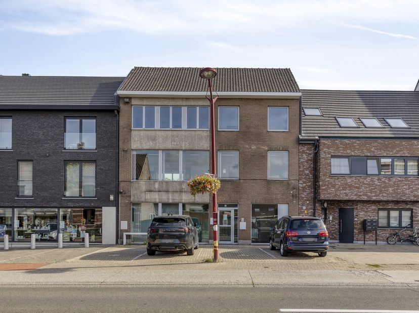 Bien professionnel à vendre à Van Frachenlaan 9,
                    1820 Steenokkerzeel
