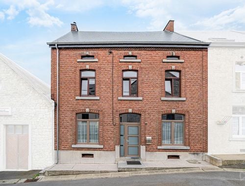                                         Maison à vendre à Frasnes, € 247.000

