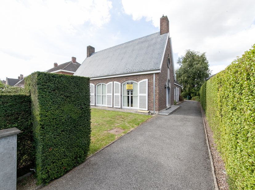 Huis te koop in Albrecht Rodenbachlaan 6,
                    8530 Harelbeke