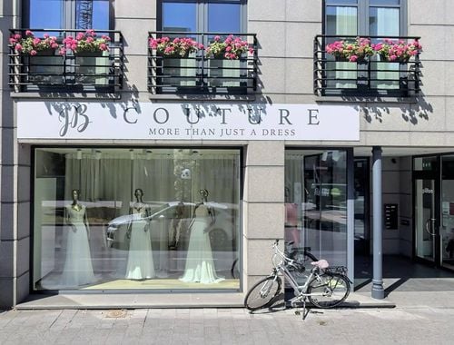                                        Bien commercial à louer à Hasselt, € 1.950
