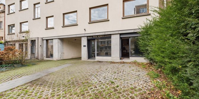 Bien professionnel à louer à Avenue du Pesage 29, 1050 Ixelles