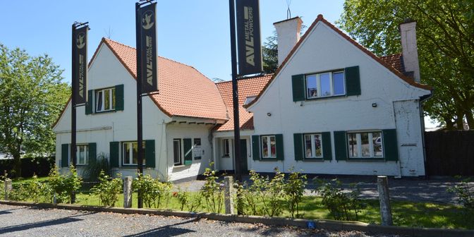 Bedrijfsvastgoed te huur in 8500 Kortrijk