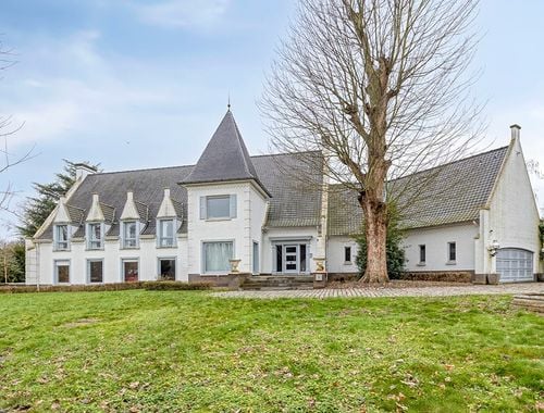                                         Villa à vendre à Halle, € 1.250.000
