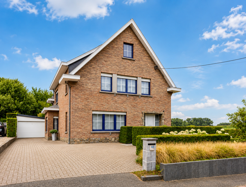                                         Villa te koop in Denderhoutem, € 499.000
