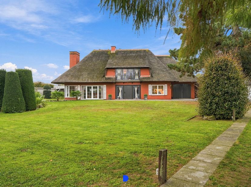 Huis te koop in Vuurkruiserslaan 1,
                    8870 Izegem