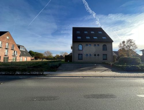                                         Staanplaats te koop in Lemberge, € 7.500
